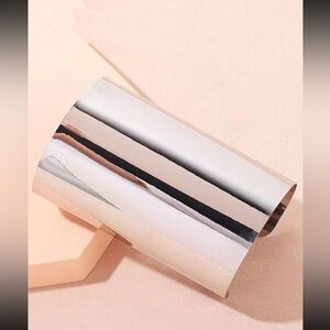 ⭐️ Silver Metallic Metal Open Cuff Bracelet⭐️